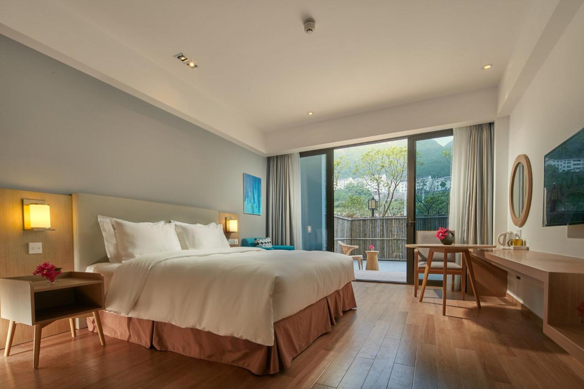 Holiday Inn Express Zhejiang Qianxia Lake, an IHG Hotel Qingtian Bagian luar foto